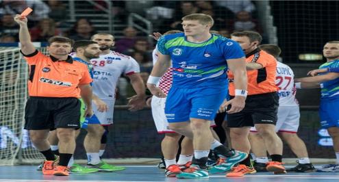 "الطرد والاستبعاد".. متى يلعب فريق اليد منقوصًا لنهاية المباراة؟